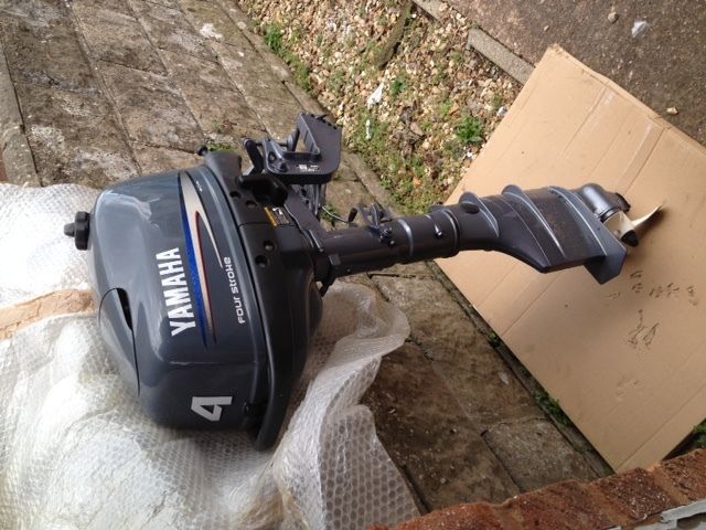 Briefly-Used-Yamaha-4hp-4-stroke-outboard Yamaha 4HP Outboard Motor for Sale